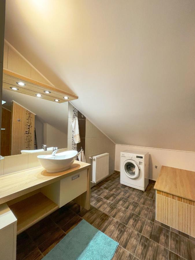 Pine&Chill2 Apartments Balatonalmádi Eksteriør billede